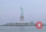 Standbild Freiheitsstatue New York City USA, 1970, aus Sekunde 8 historischem Filmmaterial Videoclip 65675040537