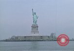 Standbild Freiheitsstatue New York City USA, 1970, aus Sekunde 18 historischem Filmmaterial Videoclip 65675040537