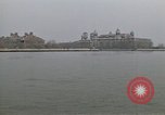 Standbild Freiheitsstatue New York City USA, 1970, aus Sekunde 52 historischem Filmmaterial Videoclip 65675040537