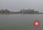 Standbild Freiheitsstatue New York City USA, 1970, aus Sekunde 53 historischem Filmmaterial Videoclip 65675040537