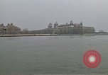 Standbild Freiheitsstatue New York City USA, 1970, aus Sekunde 55 historischem Filmmaterial Videoclip 65675040537
