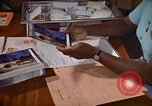 Image contraceptifs Kingston Jamaïque, 1972, de la seconde 4 séquences d'archives historiques vidéo 65675040548