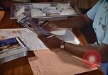 Image contraceptifs Kingston Jamaïque, 1972, de la seconde 8 séquences d'archives historiques vidéo 65675040548