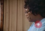Image contraceptifs Kingston Jamaïque, 1972, de la seconde 11 séquences d'archives historiques vidéo 65675040548