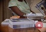 Image contraceptifs Kingston Jamaïque, 1972, de la seconde 25 séquences d'archives historiques vidéo 65675040548