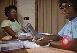 Image contraceptifs Kingston Jamaïque, 1972, de la seconde 37 séquences d'archives historiques vidéo 65675040548