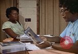 Image contraceptifs Kingston Jamaïque, 1972, de la seconde 39 séquences d'archives historiques vidéo 65675040548