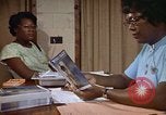 Image contraceptifs Kingston Jamaïque, 1972, de la seconde 43 séquences d'archives historiques vidéo 65675040548