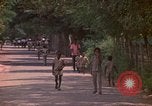 Image enfants en uniforme Kingston Jamaïque, 1972, de la seconde 40 séquences d'archives historiques vidéo 65675040551