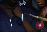 Image le soudage Kingston Jamaïque, 1972, de la seconde 3 séquences d'archives historiques vidéo 65675040552