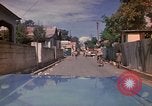 Image rues étroites Kingston Jamaïque, 1972, de la seconde 18 séquences d'archives historiques vidéo 65675040554