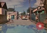 Image rues étroites Kingston Jamaïque, 1972, de la seconde 22 séquences d'archives historiques vidéo 65675040554