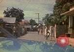 Image rues étroites Kingston Jamaïque, 1972, de la seconde 32 séquences d'archives historiques vidéo 65675040554