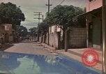 Image rues étroites Kingston Jamaïque, 1972, de la seconde 51 séquences d'archives historiques vidéo 65675040554