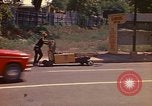 Image rue animée Montego Bay en Jamaïque, 1972, de la seconde 15 séquences d'archives historiques vidéo 65675040556