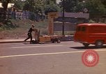 Image rue animée Montego Bay en Jamaïque, 1972, de la seconde 16 séquences d'archives historiques vidéo 65675040556
