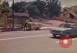 Image rue animée Montego Bay en Jamaïque, 1972, de la seconde 19 séquences d'archives historiques vidéo 65675040556