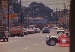 Image rue animée Montego Bay en Jamaïque, 1972, de la seconde 32 séquences d'archives historiques vidéo 65675040556