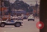 Image rue animée Montego Bay en Jamaïque, 1972, de la seconde 34 séquences d'archives historiques vidéo 65675040556
