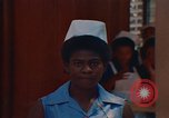 Image infirmière jamaïcaine Jamaïque, 1972, de la seconde 10 séquences d'archives historiques vidéo 65675040559