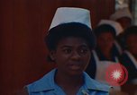 Image infirmière jamaïcaine Jamaïque, 1972, de la seconde 20 séquences d'archives historiques vidéo 65675040559