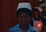 Image infirmière jamaïcaine Jamaïque, 1972, de la seconde 25 séquences d'archives historiques vidéo 65675040559