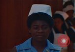 Image infirmière jamaïcaine Jamaïque, 1972, de la seconde 26 séquences d'archives historiques vidéo 65675040559