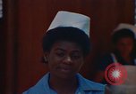Image infirmière jamaïcaine Jamaïque, 1972, de la seconde 38 séquences d'archives historiques vidéo 65675040559