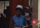 Image infirmière jamaïcaine Jamaïque, 1972, de la seconde 61 séquences d'archives historiques vidéo 65675040559
