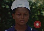Image infirmière jamaïcaine Jamaïque, 1972, de la seconde 13 séquences d'archives historiques vidéo 65675040561