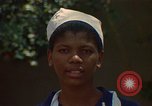 Image infirmière jamaïcaine Jamaïque, 1972, de la seconde 11 séquences d'archives historiques vidéo 65675040562