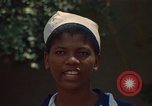 Image infirmière jamaïcaine Jamaïque, 1972, de la seconde 17 séquences d'archives historiques vidéo 65675040562