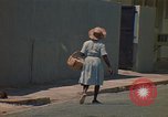 Image Housecraft training centre Jamaïque, 1972, de la seconde 19 séquences d'archives historiques vidéo 65675040563