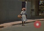 Image Housecraft training centre Jamaïque, 1972, de la seconde 23 séquences d'archives historiques vidéo 65675040563