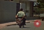 Image Housecraft training centre Jamaïque, 1972, de la seconde 26 séquences d'archives historiques vidéo 65675040563