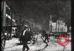Standbild Brennen von Standard Oil Tanks Bayonne New Jersey USA, 1900, aus Sekunde 20 historischem Filmmaterial Videoclip 65675040579