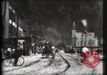 Standbild Brennen von Standard Oil Tanks Bayonne New Jersey USA, 1900, aus Sekunde 35 historischem Filmmaterial Videoclip 65675040579