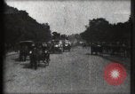 Image Champs Elysees Paris France, 1900, de la seconde 3 séquences d'archives historiques vidéo 65675040580