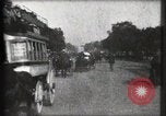 Image Champs Elysees Paris France, 1900, de la seconde 21 séquences d'archives historiques vidéo 65675040580