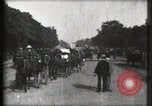 Image Champs Elysees Paris France, 1900, de la seconde 26 séquences d'archives historiques vidéo 65675040580