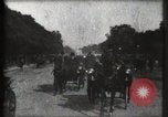 Image Champs Elysees Paris France, 1900, de la seconde 37 séquences d'archives historiques vidéo 65675040580