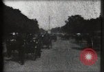 Image Champs Elysees Paris France, 1900, de la seconde 52 séquences d'archives historiques vidéo 65675040580