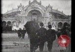 Standbild Palast von Strom Paris Frankreich, 1900, aus Sekunde 55 historischem Filmmaterial Videoclip 65675040581
