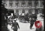 Standbild Place de l'Opera Paris Frankreich, 1900, aus Sekunde 26 historischem Filmmaterial Videoclip 65675040583