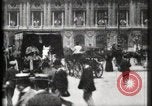Standbild Place de l'Opera Paris Frankreich, 1900, aus Sekunde 28 historischem Filmmaterial Videoclip 65675040583