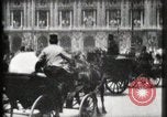 Standbild Place de l'Opera Paris Frankreich, 1900, aus Sekunde 35 historischem Filmmaterial Videoclip 65675040583