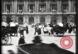Standbild Place de l'Opera Paris Frankreich, 1900, aus Sekunde 44 historischem Filmmaterial Videoclip 65675040583