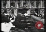 Standbild Place de l'Opera Paris Frankreich, 1900, aus Sekunde 46 historischem Filmmaterial Videoclip 65675040583