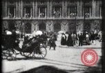 Standbild Place de l'Opera Paris Frankreich, 1900, aus Sekunde 48 historischem Filmmaterial Videoclip 65675040583