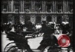 Standbild Place de l'Opera Paris Frankreich, 1900, aus Sekunde 52 historischem Filmmaterial Videoclip 65675040583
